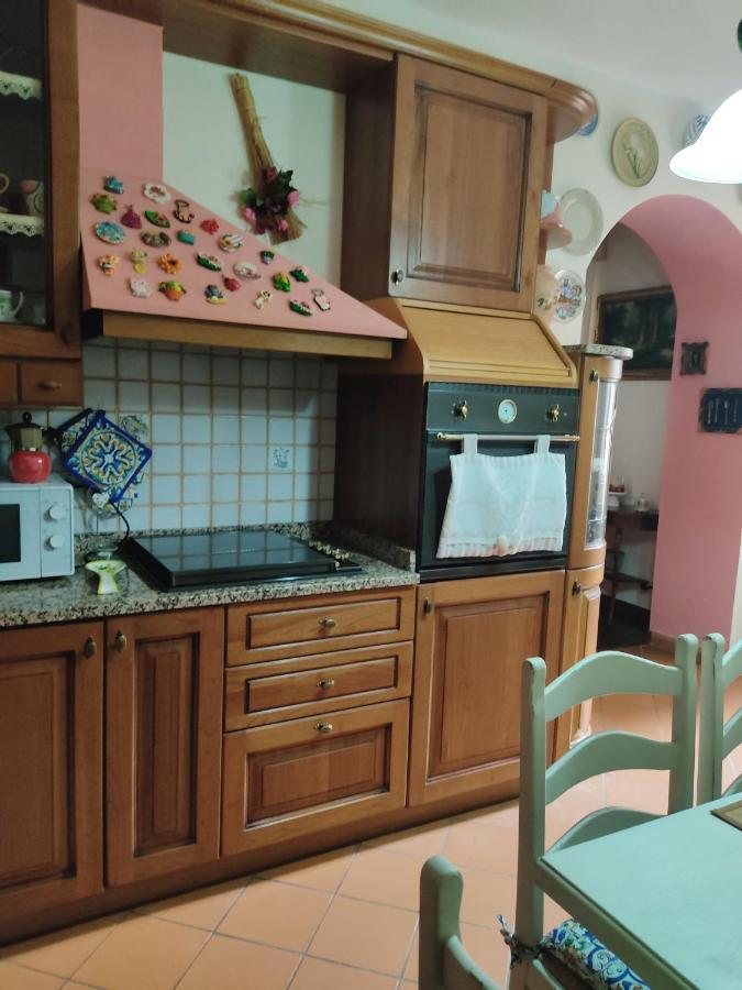 La Bouganville E Il Gelsomino Пиетрасанта Екстериор снимка